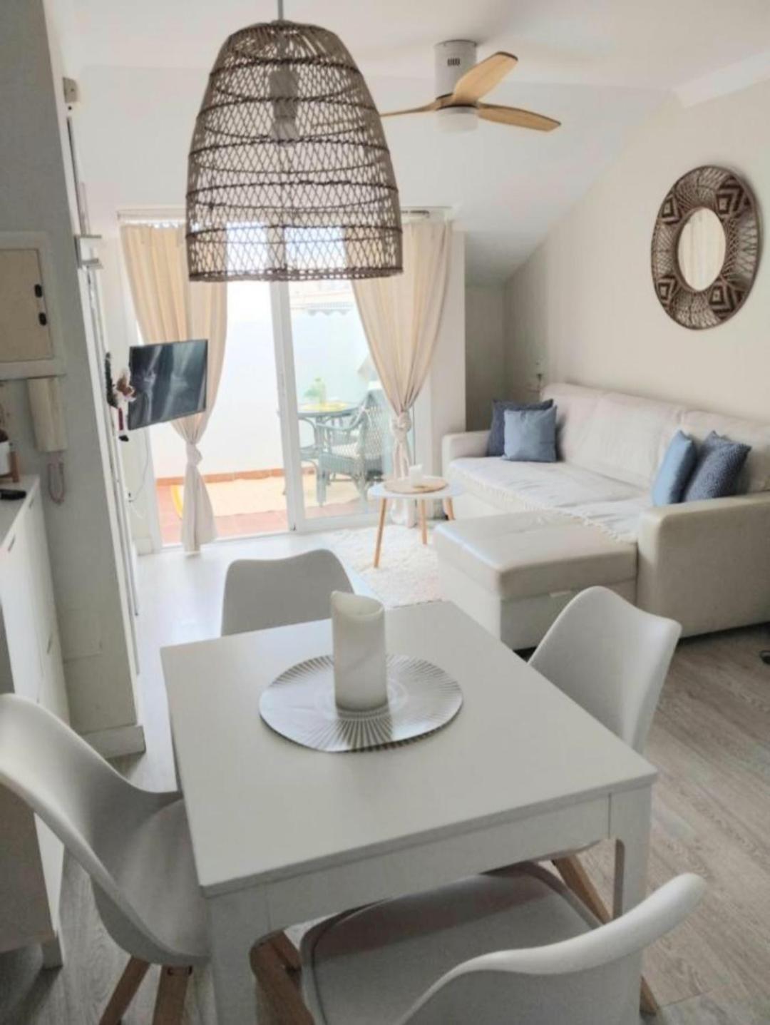 Apartament New City Penthouse Near Beach With Sunny Balcony Fuengirola Zewnętrze zdjęcie